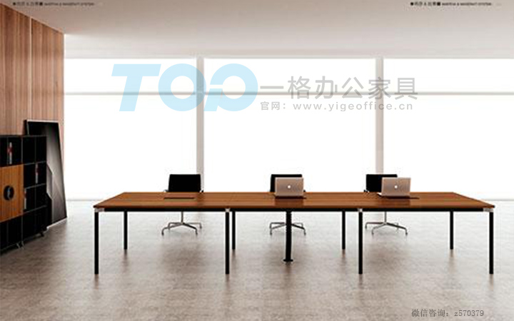 板式會議桌.JPG 板式<a href='/hyzxl.htm' class='keys' title='點擊查看關于會議桌的相關信息' target='_blank'>會議桌</a>.JPG